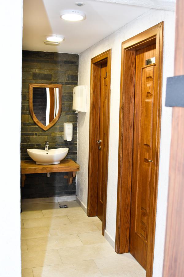 Petrele Hotel Restaurant Emblema מראה חיצוני תמונה