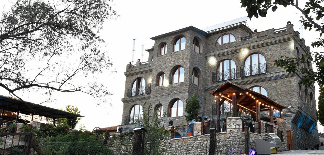 Petrele Hotel Restaurant Emblema מראה חיצוני תמונה