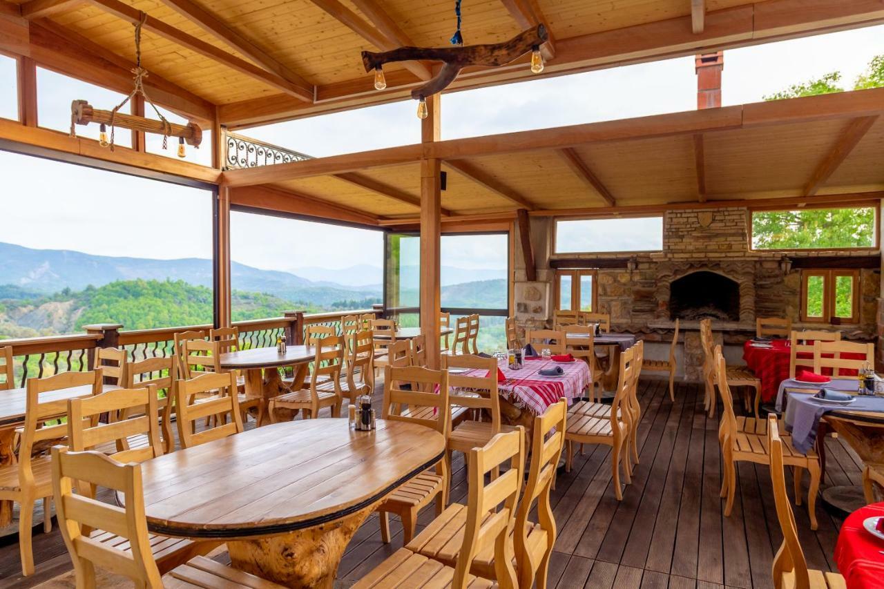 Petrele Hotel Restaurant Emblema מראה חיצוני תמונה